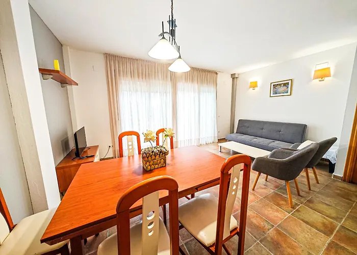 Litoral Costa Dorada - Las Cumbres Only Families