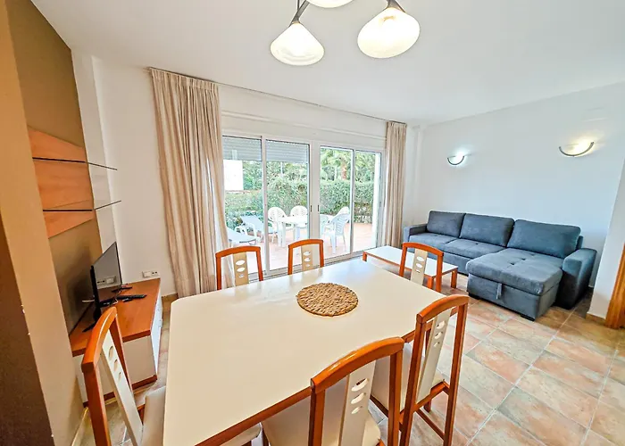 Litoral Costa Dorada - Las Cumbres Only Families
